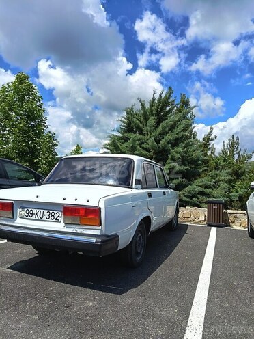 LADA (VAZ) 2107-4