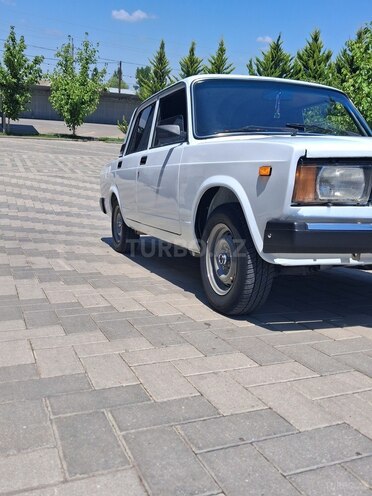 LADA (VAZ) 2107-4