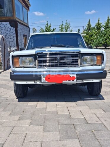 LADA (VAZ) 2107-1