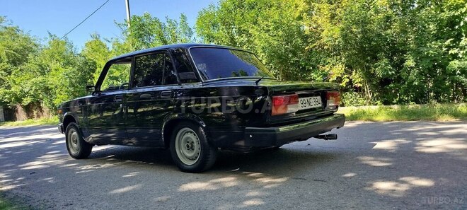 LADA (VAZ) 2107-5