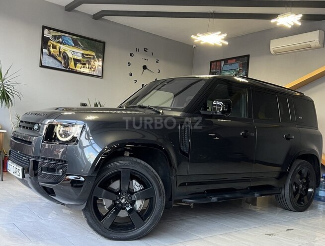 Land Rover Defender-5