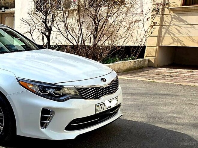 Kia Optima-2