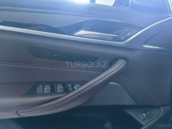 BMW 530-17
