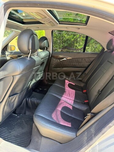 Mercedes E 320-8