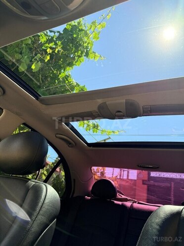 Mercedes E 320-12