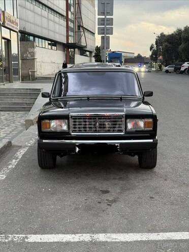 LADA (VAZ) 2107-1