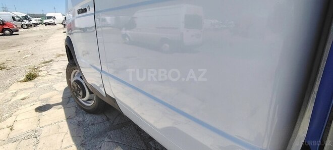 GAZ GAZel (3302-288)-7