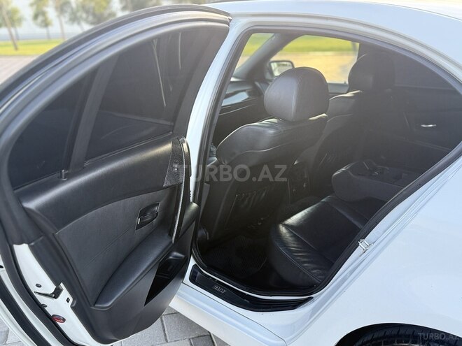 BMW 530-6