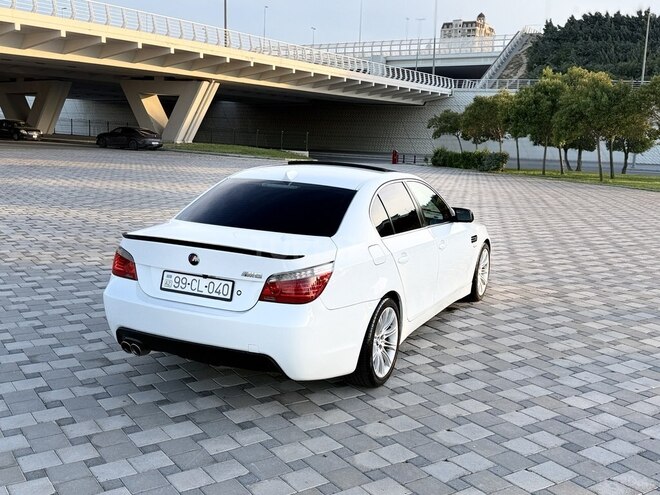 BMW 530-11