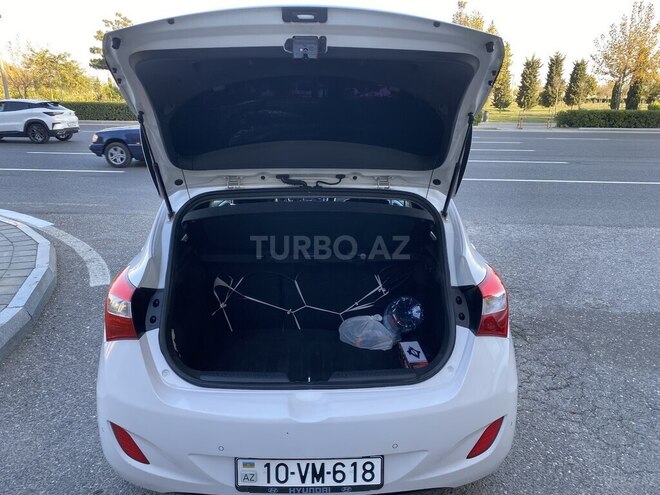 Hyundai i30-6