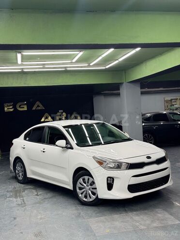 Kia Rio-1