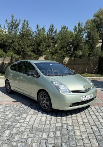 Toyota Prius-3
