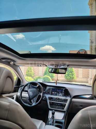 Hyundai Sonata-8