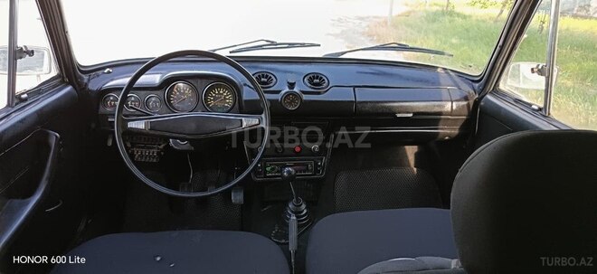 LADA (VAZ) 2106-7