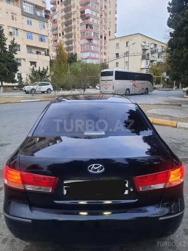 Hyundai Sonata-2