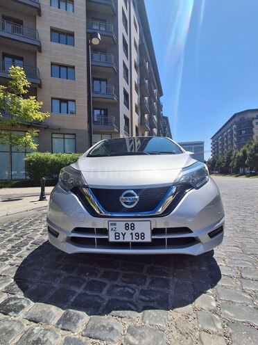 Nissan Note-1