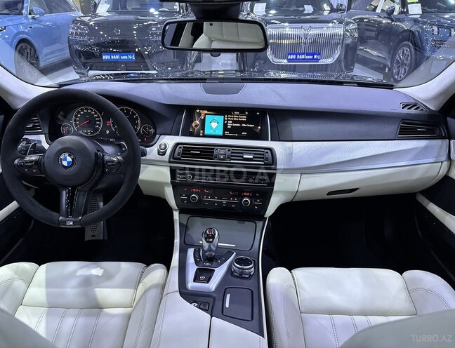 BMW M5-8