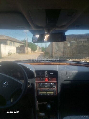 Mercedes C 200-4