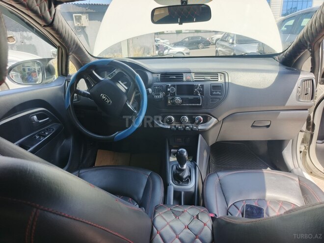 Kia Rio-6