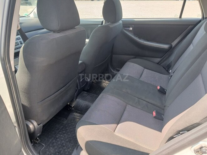 Toyota Corolla-8