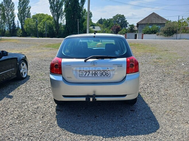 Toyota Corolla-10