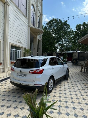 Chevrolet Equinox-3
