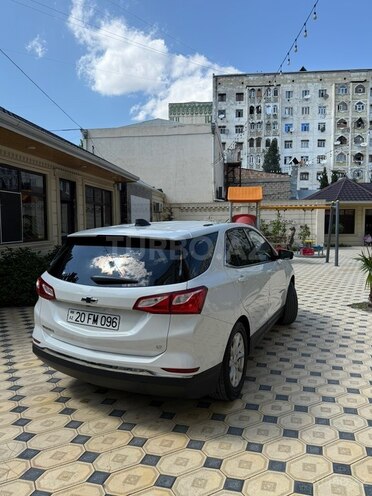 Chevrolet Equinox-5