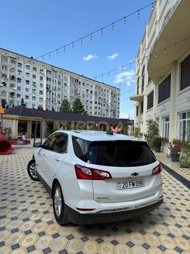 Chevrolet Equinox-7