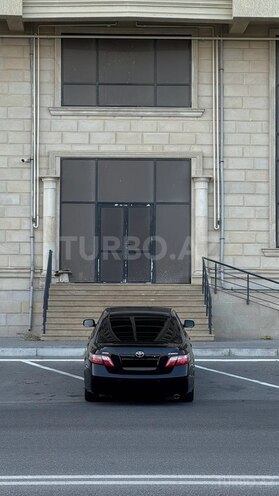 Toyota Camry-5