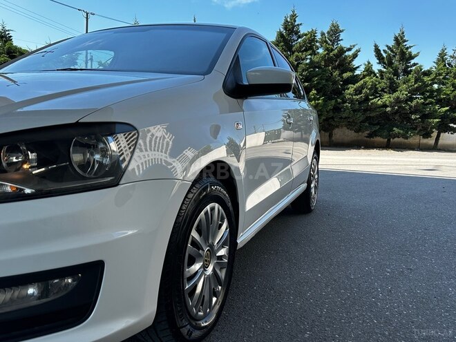 Volkswagen Polo-9