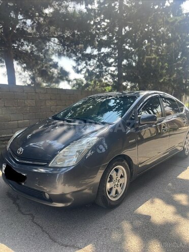 Toyota Prius-6