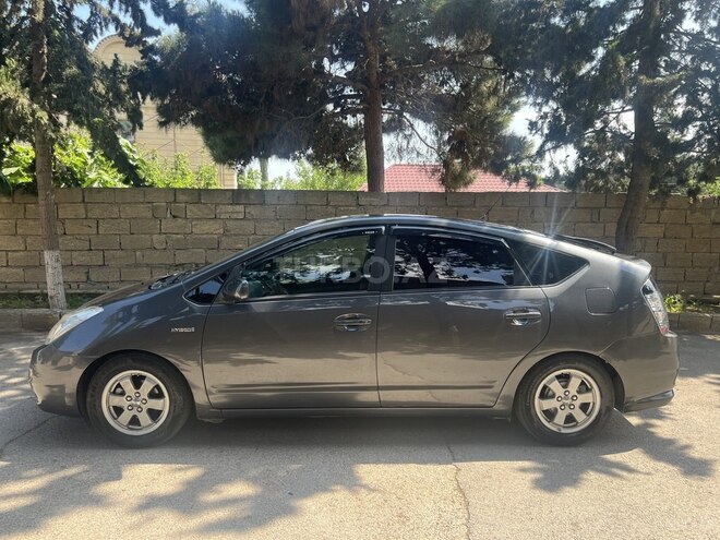 Toyota Prius-9