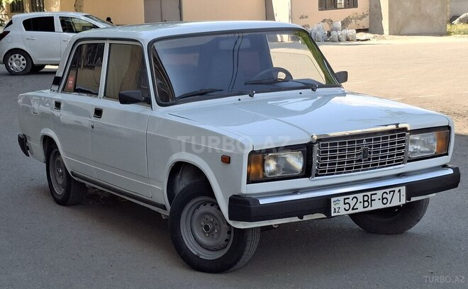 LADA (VAZ) 2107-11