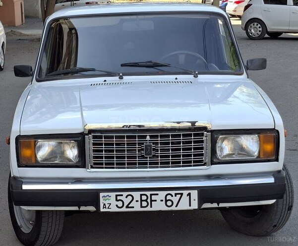 LADA (VAZ) 2107-5
