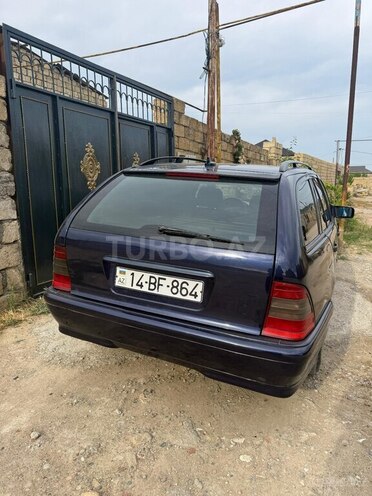Mercedes C 200-3
