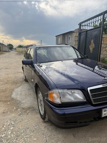 Mercedes C 200-10