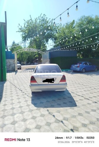 Mercedes C 180-4