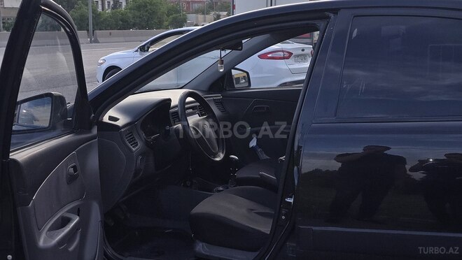 Kia Rio-6