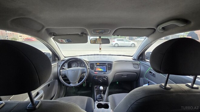 Kia Rio-8
