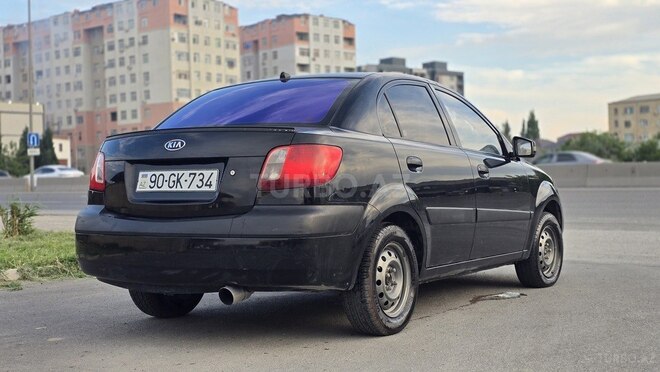 Kia Rio-10