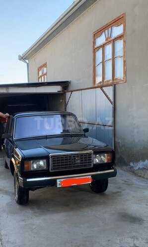LADA (VAZ) 2107-1