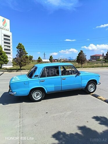 LADA (VAZ) 21011-3