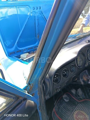 LADA (VAZ) 21011-12