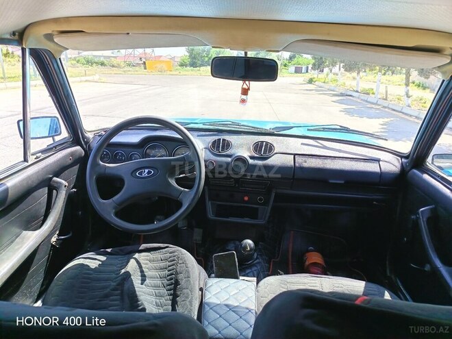 LADA (VAZ) 21011-14