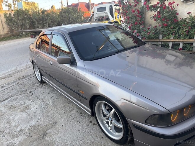 BMW 523-6