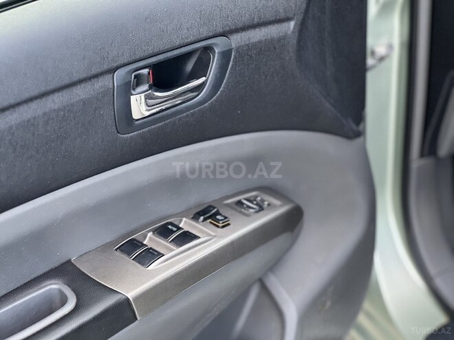 Toyota Prius-15