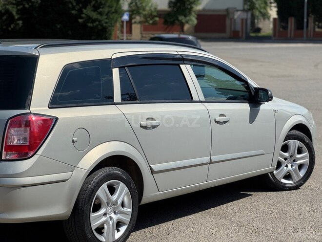 Opel Astra-2