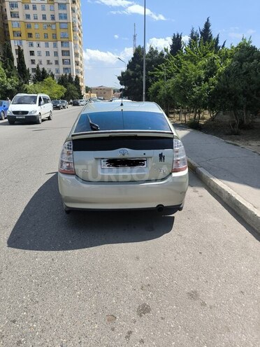 Toyota Prius-6