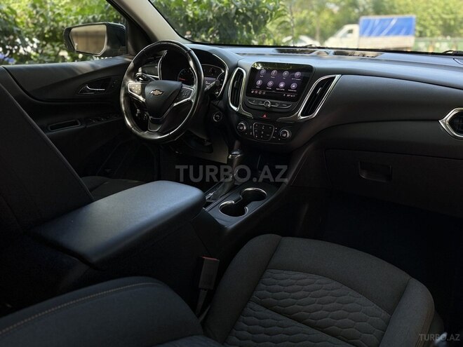Chevrolet Equinox-5