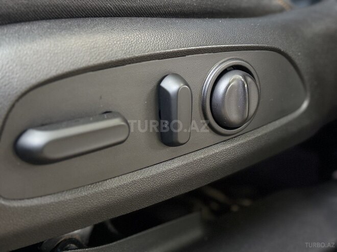Chevrolet Equinox-11